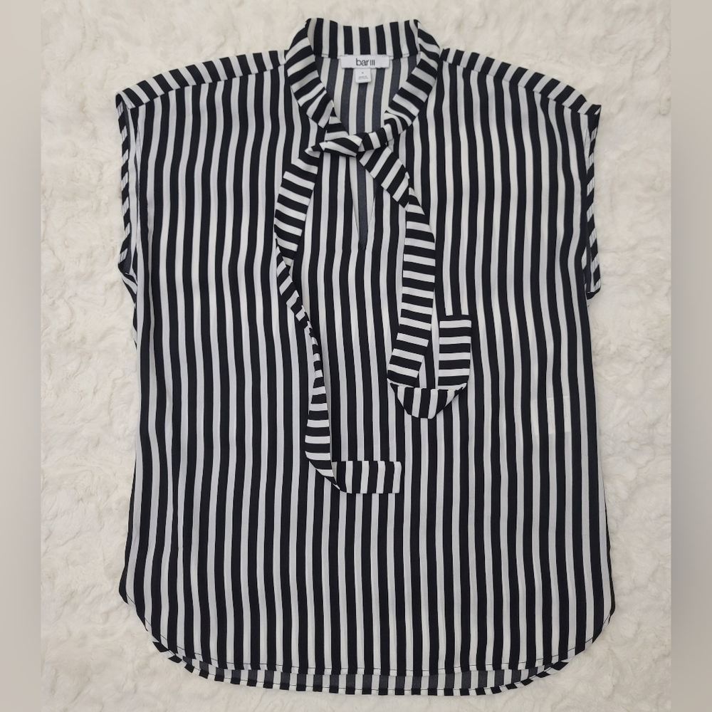 Bar III Women Black/White Striped Tie-Neck Blouse Size Small